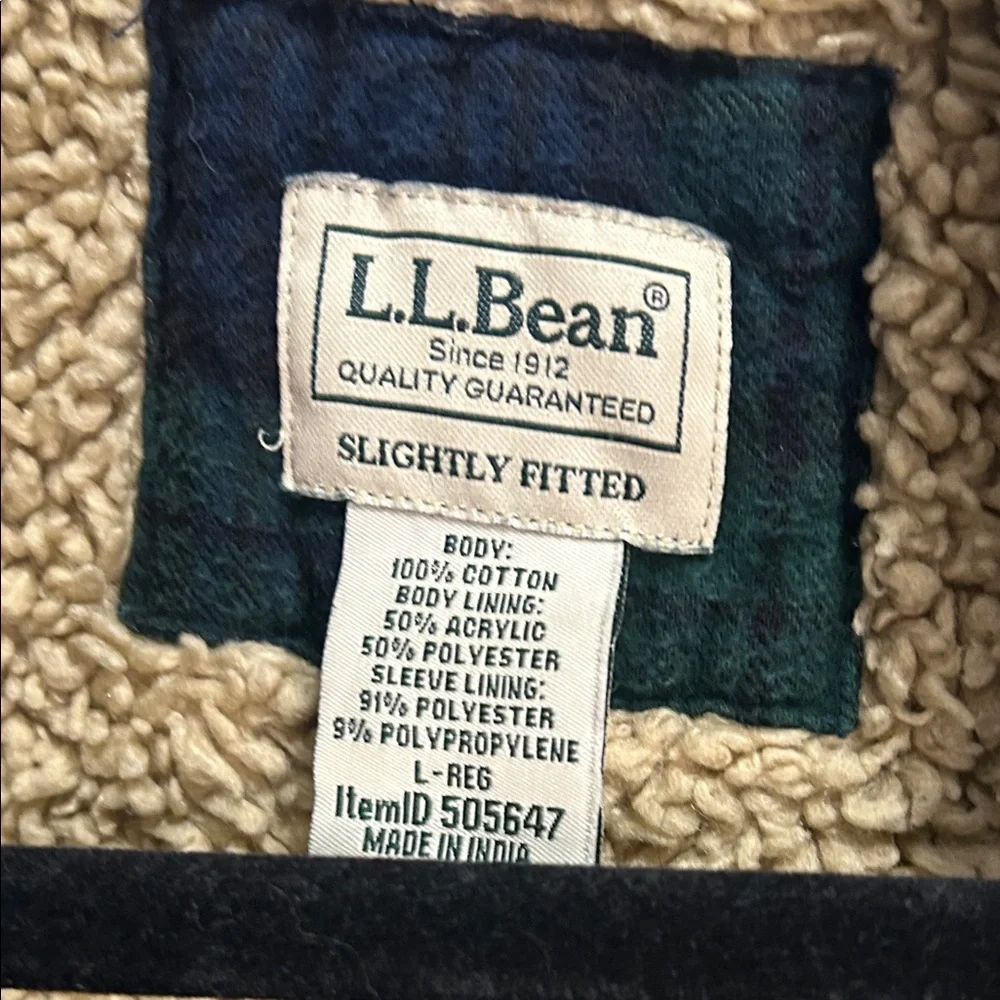 L.L. Bean Men's Plaid Sherpa Lined Flannel Jacket in Green and Navy Men’s Size L